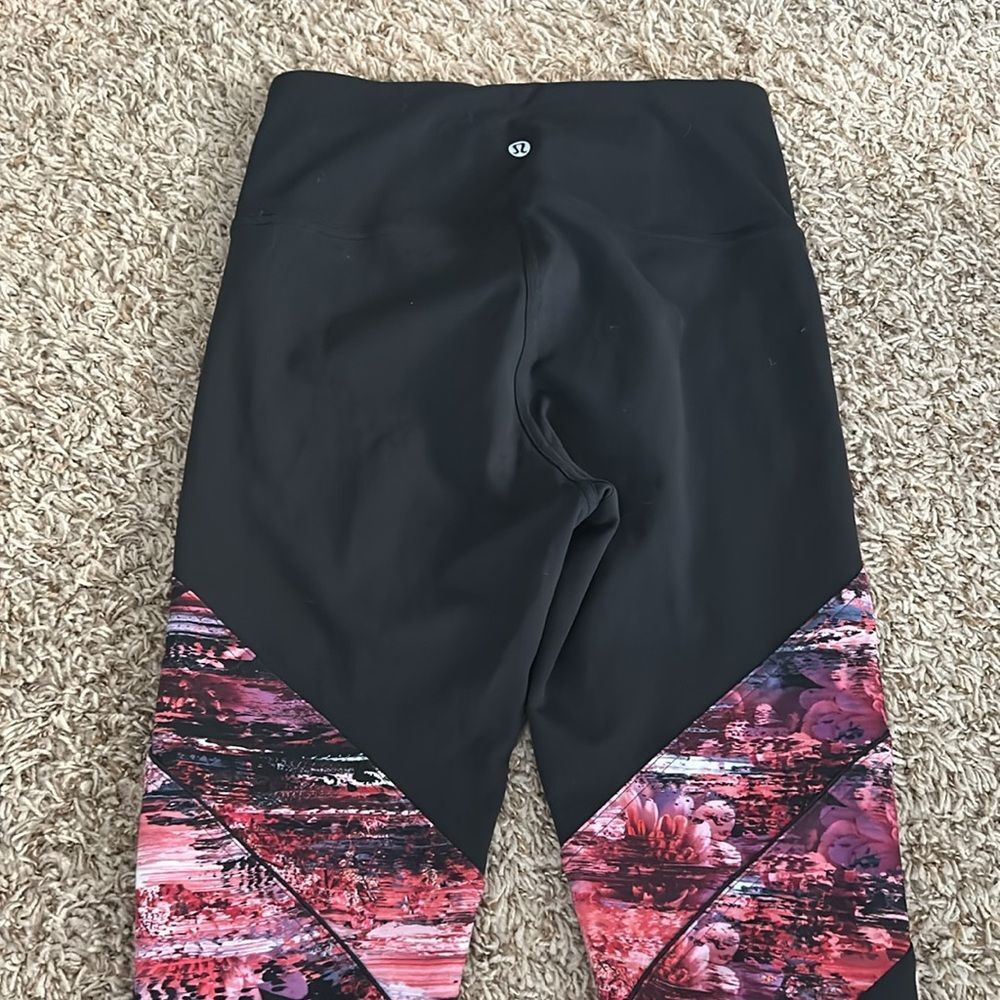 Lululemon Sweat And Repeat Legging Size 6 - image 7